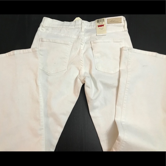 levis demi curve bootcut jeans